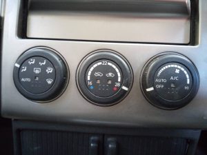 MANDO CLIMATIZADOR NISSAN X-TRAIL (T30)