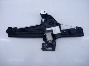 ELEVALUNAS TRASERO IZQUIERDO 9832713980 / E1-A4-32-1 CITROËN C4 III