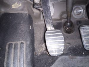 PEDAL EMBRAGUE RENAULT MEGANE III BERLINA 5 P