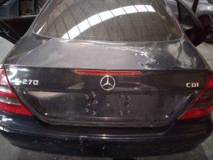 PORTON TRASERO MERCEDES-BENZ CLASE E (W211) BERLINA