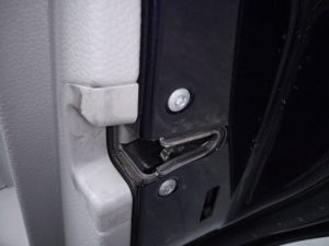 CERRADURA PUERTA TRASERA DERECHA MERCEDES-BENZ CLASE C (W204) BERLINA