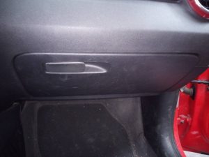 GUANTERA AUDI A1 (8X)