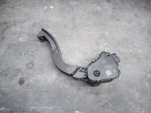 PEDAL ACELERADOR 180100912R DACIA SANDERO III