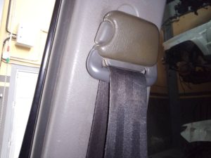 CINTURON SEGURIDAD DELANTERO DERECHO FORD MAVERICK (ML)