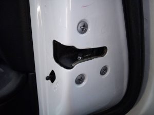 CERRADURA PUERTA TRASERA DERECHA NISSAN QASHQAI (J10)