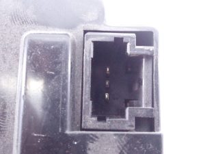 CERRADURA MALETERO / PORTON 9660403880 / E1-A4-43-2 PEUGEOT 308