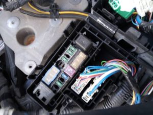CAJA RELES / FUSIBLES NISSAN QASHQAI (J11)