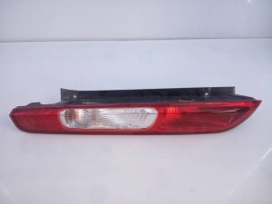 PILOTO TRASERO IZQUIERDO E2-B3-54-1 FORD FOCUS BERLINA (CAP)