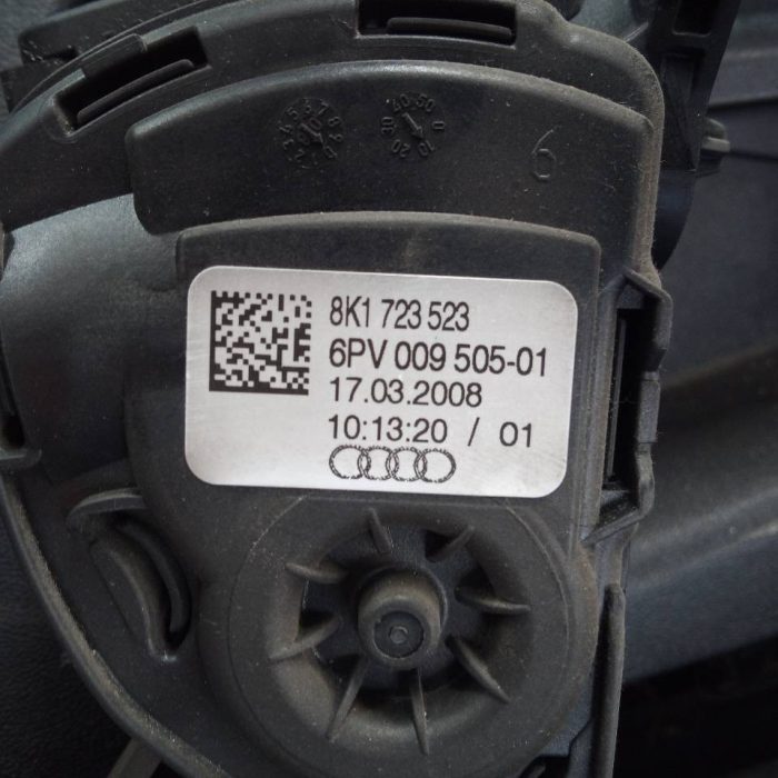 633013