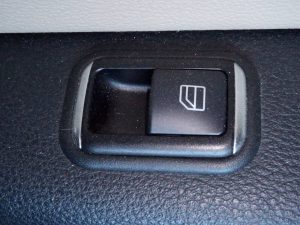 MANDO ELEVALUNAS TRASERO DERECHO MERCEDES-BENZ CLASE CLK (W207) COUPE
