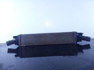 INTERCOOLER 8K0145805G / P2-B10-6 AUDI A5 COUPE (8T)