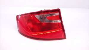 PILOTO TRASERO IZQUIERDO E1-B6-3-1 SEAT TOLEDO (KG3)