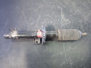 AMORTIGUADOR DELANTERO IZQUIERDO 339763 / P1-B4-14 SKODA RAPID