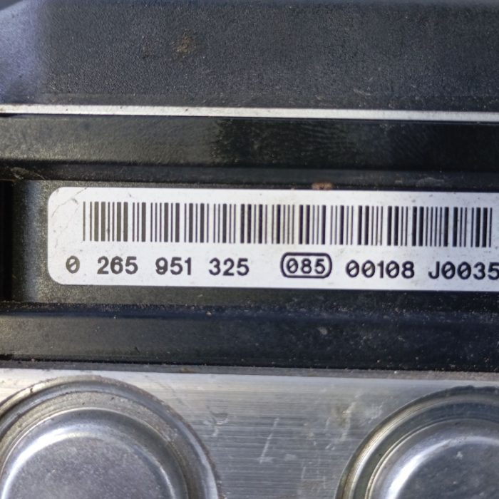 697277