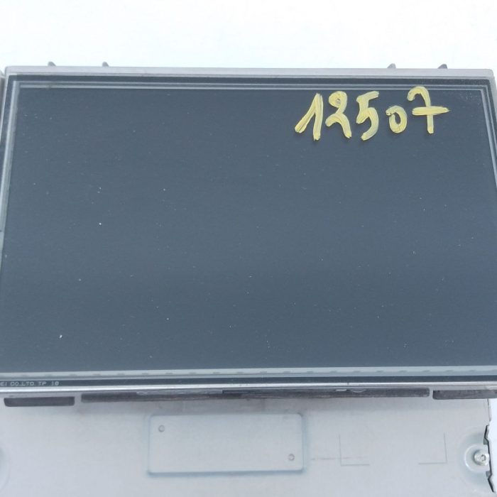 735856